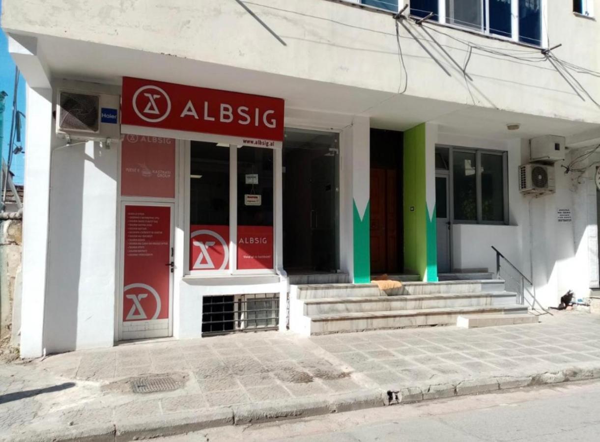 City Center Apartment Saranda Bagian luar foto