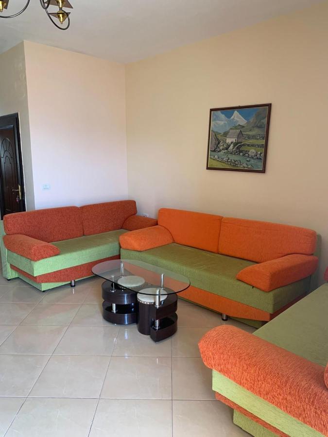 City Center Apartment Saranda Bagian luar foto