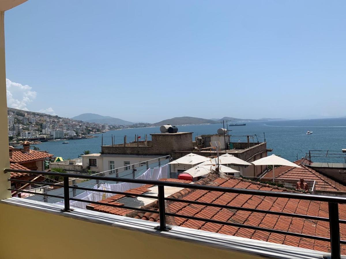 City Center Apartment Saranda Bagian luar foto